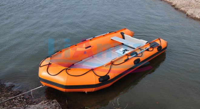 For Sale:12 Persons Inflatable Boat Ub470